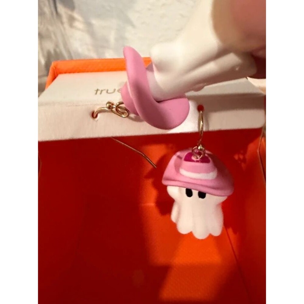 True to Form Pink Cowgirl Ghost Earrings Halloween NIB - Picture 3 of 4